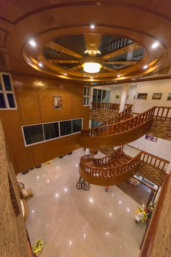 Vieng Khong Hotel Мукдахан Екстериор снимка