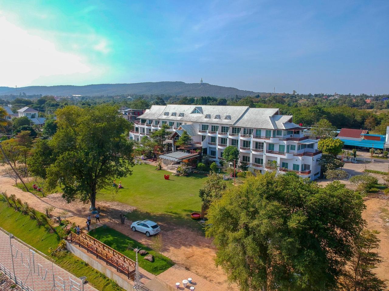 Vieng Khong Hotel Мукдахан Екстериор снимка